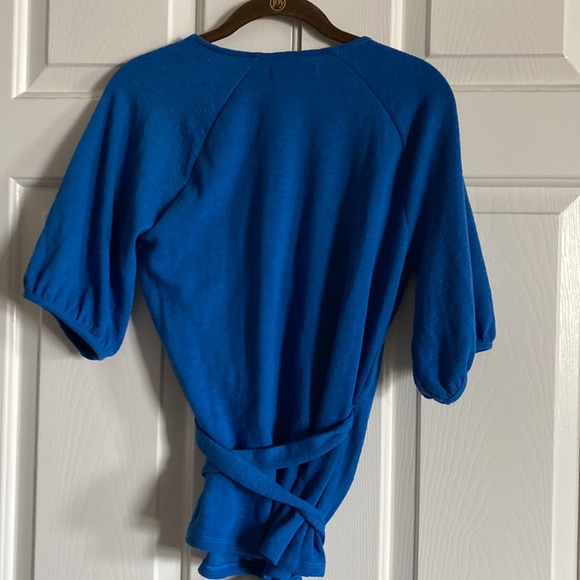 Banana Republic Blue Wrap Top - Picture 4 of 4